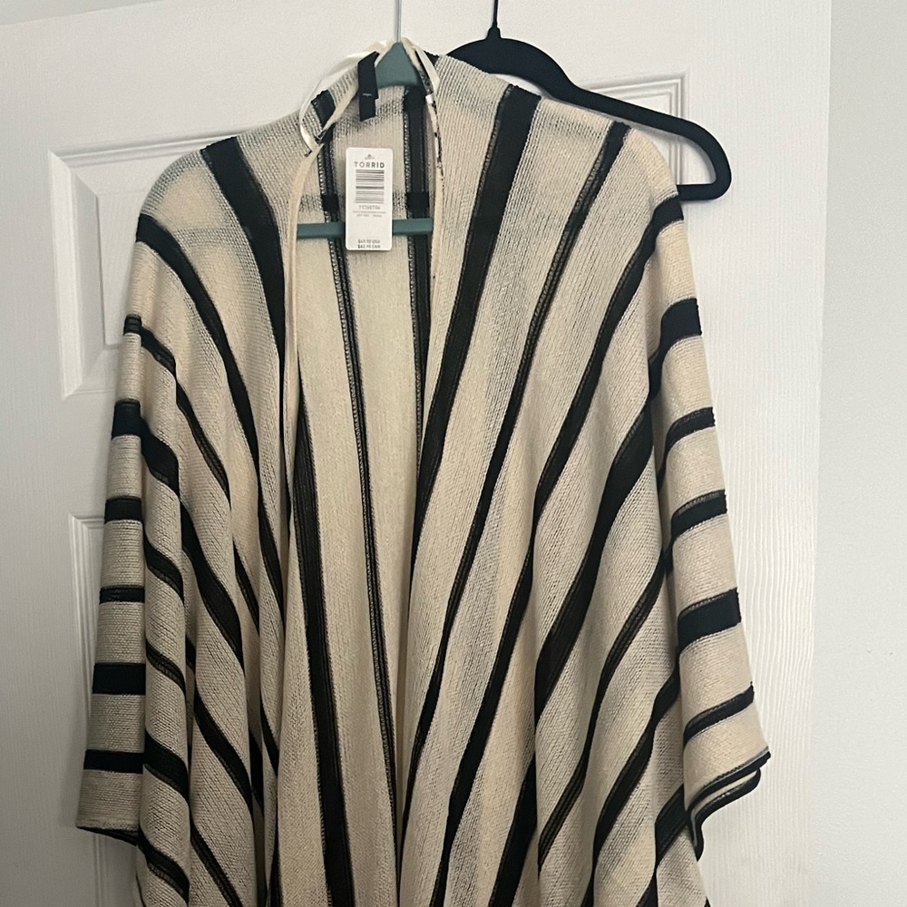 Torrid Light Coverlet